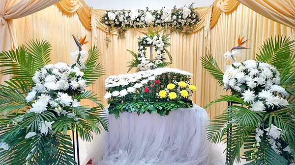 Xinduola Chuyên Hoa tang lễ