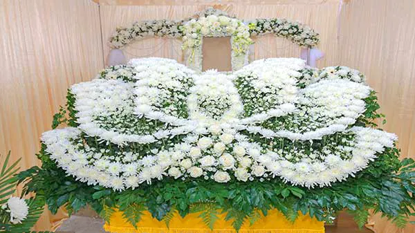 Xinduola Chuyên Hoa tang lễ